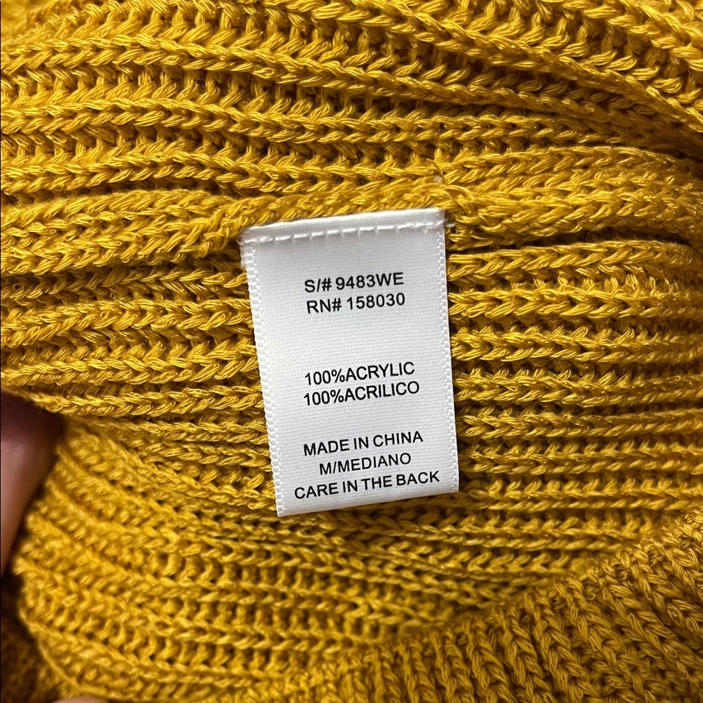 NWOT Love Tree Knit Razorback Top - Picture 7 of 7